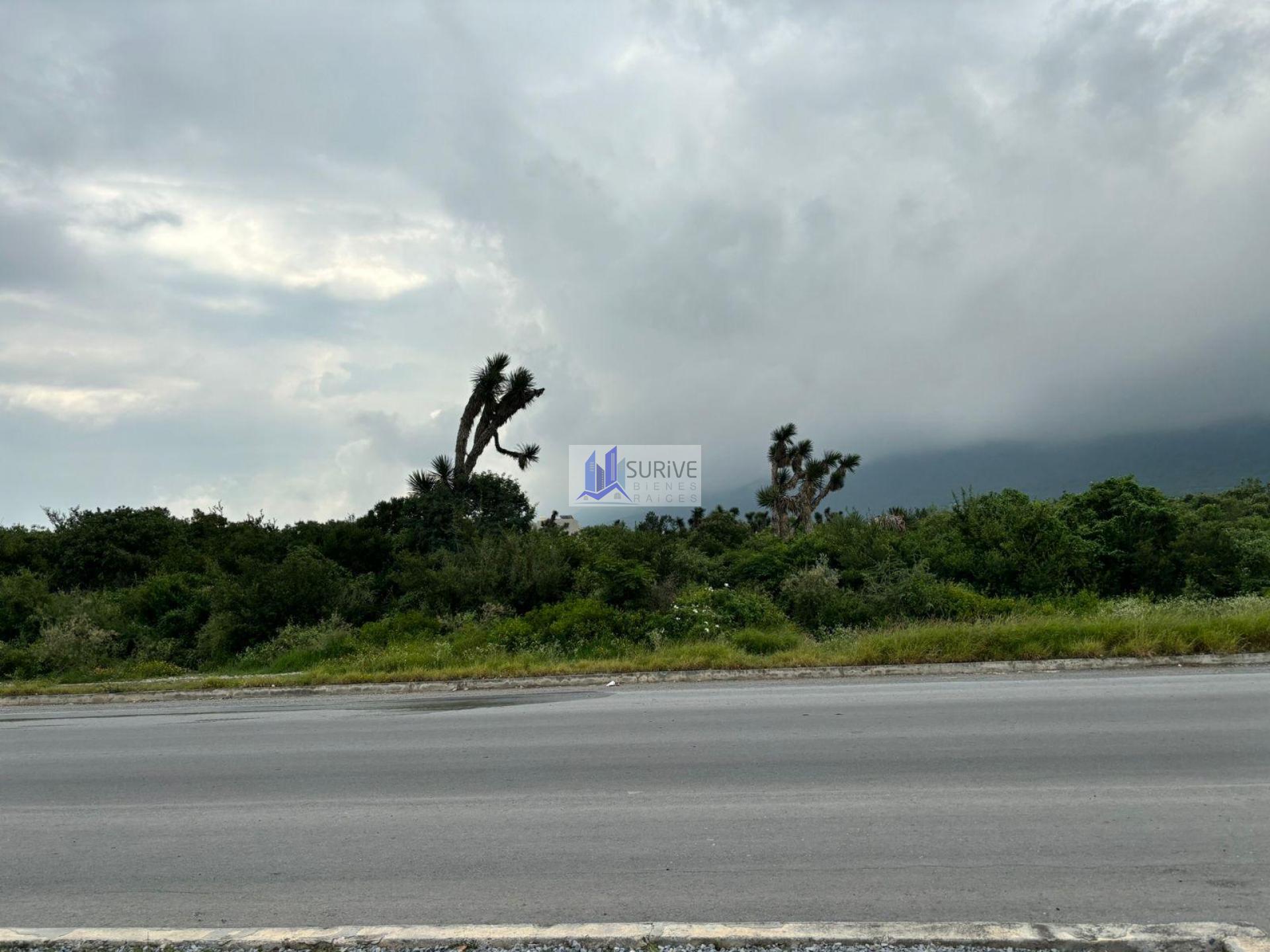 Terreno comercial en venta Dominio Cumbres