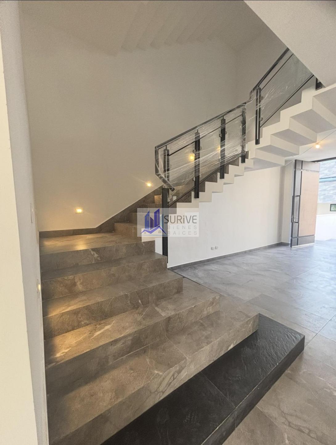 Venta de casa nueva en Valle de Cristal