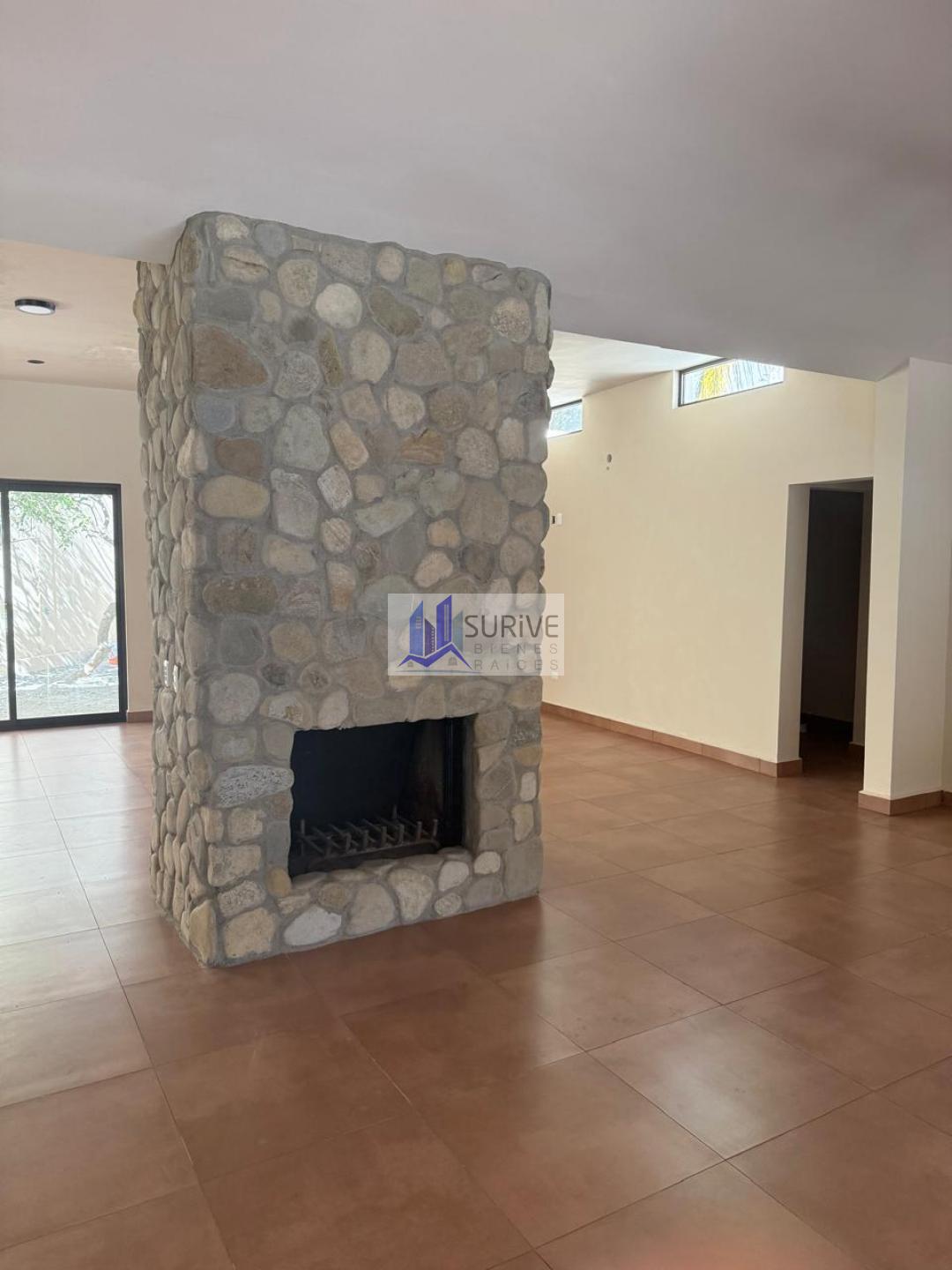 Casa RENTA Valles de Santiago