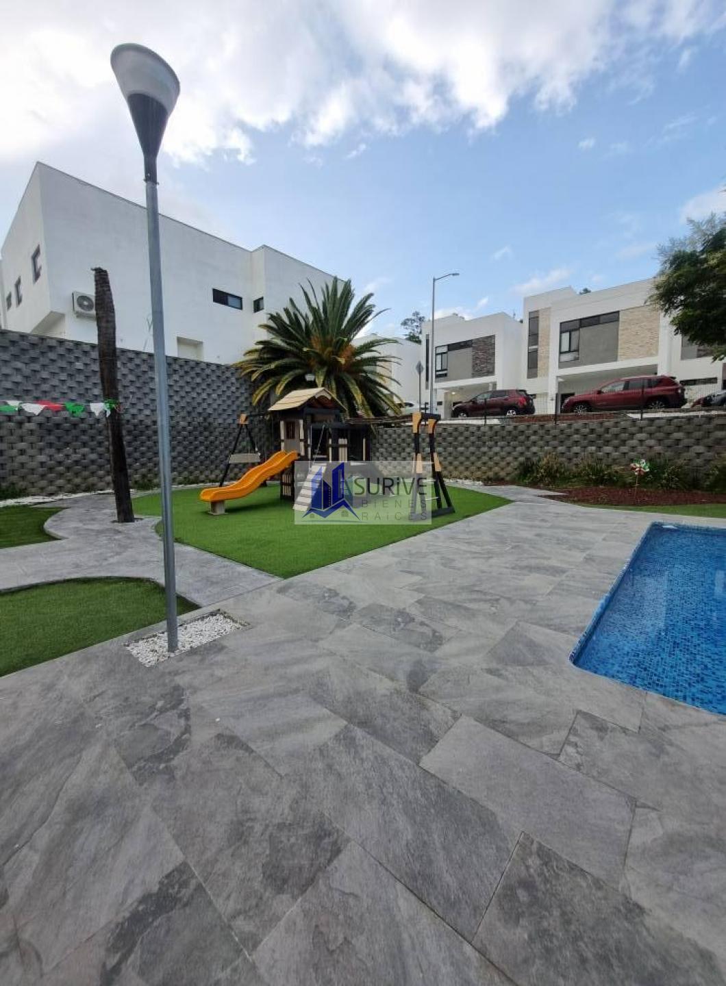 CASA EN VENTA ZONA SUR