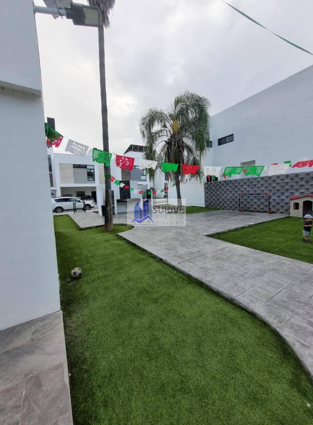 CASA EN VENTA ZONA SUR