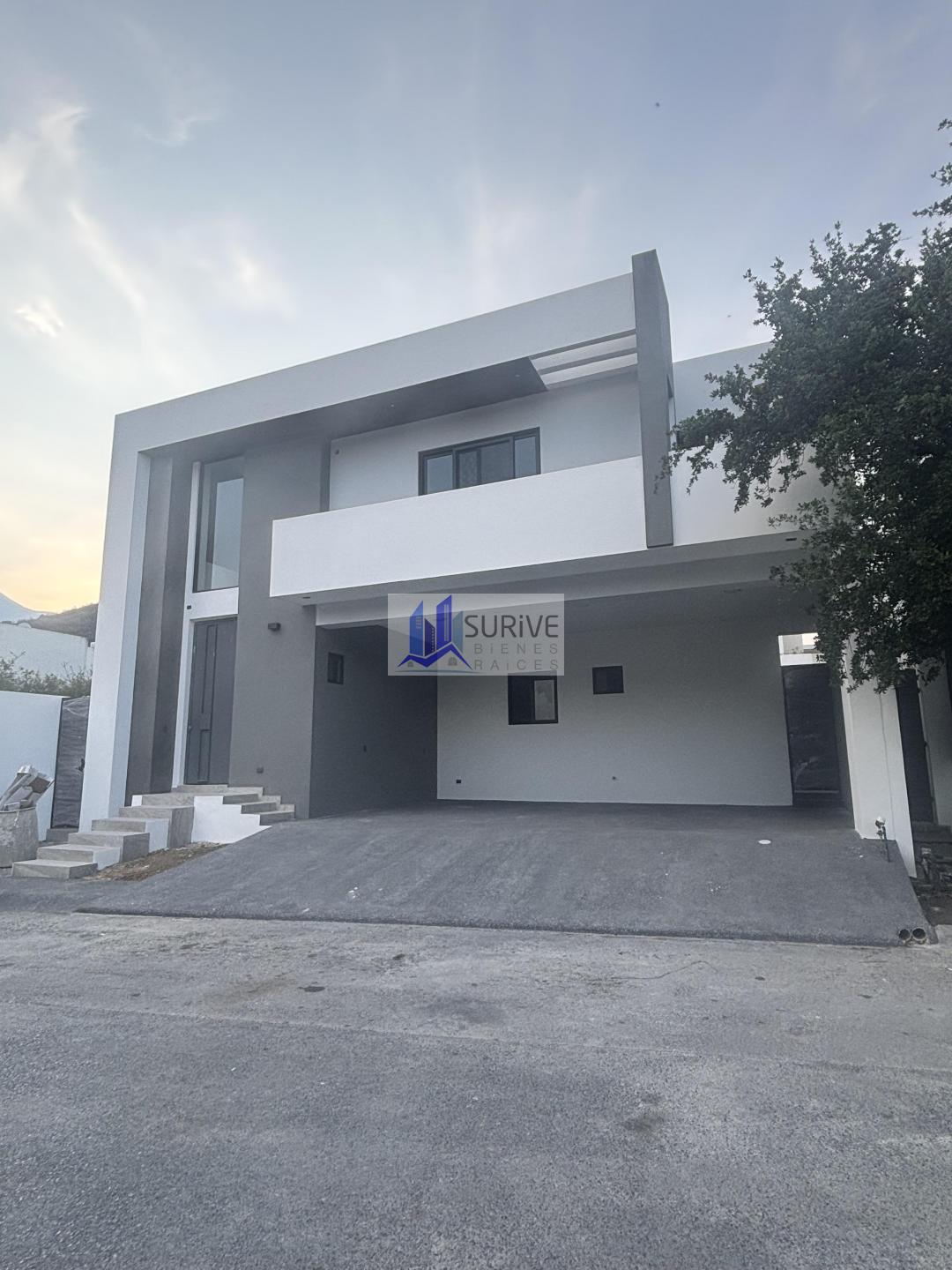 Residencia en venta Carolco