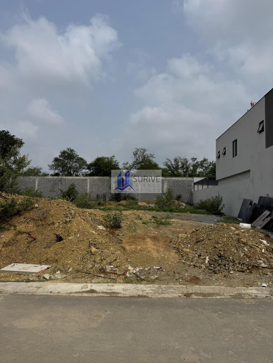 TERRENO EN VENTA EN VIENTOS DEL VERGEL
