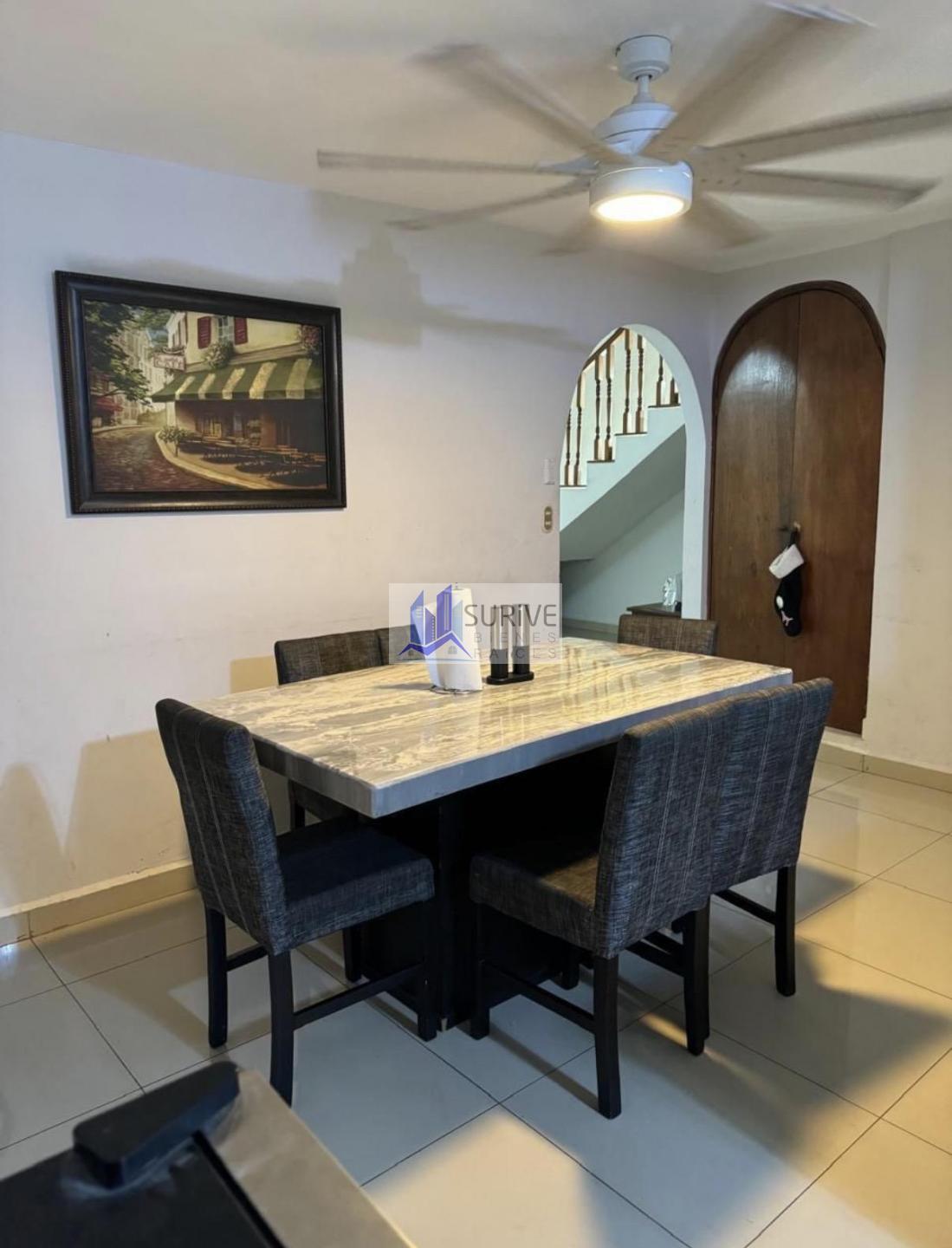 CASA EN VENTA EN SAN NICOLÁS