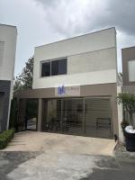 Casa en venta fraccionamiento Moretta