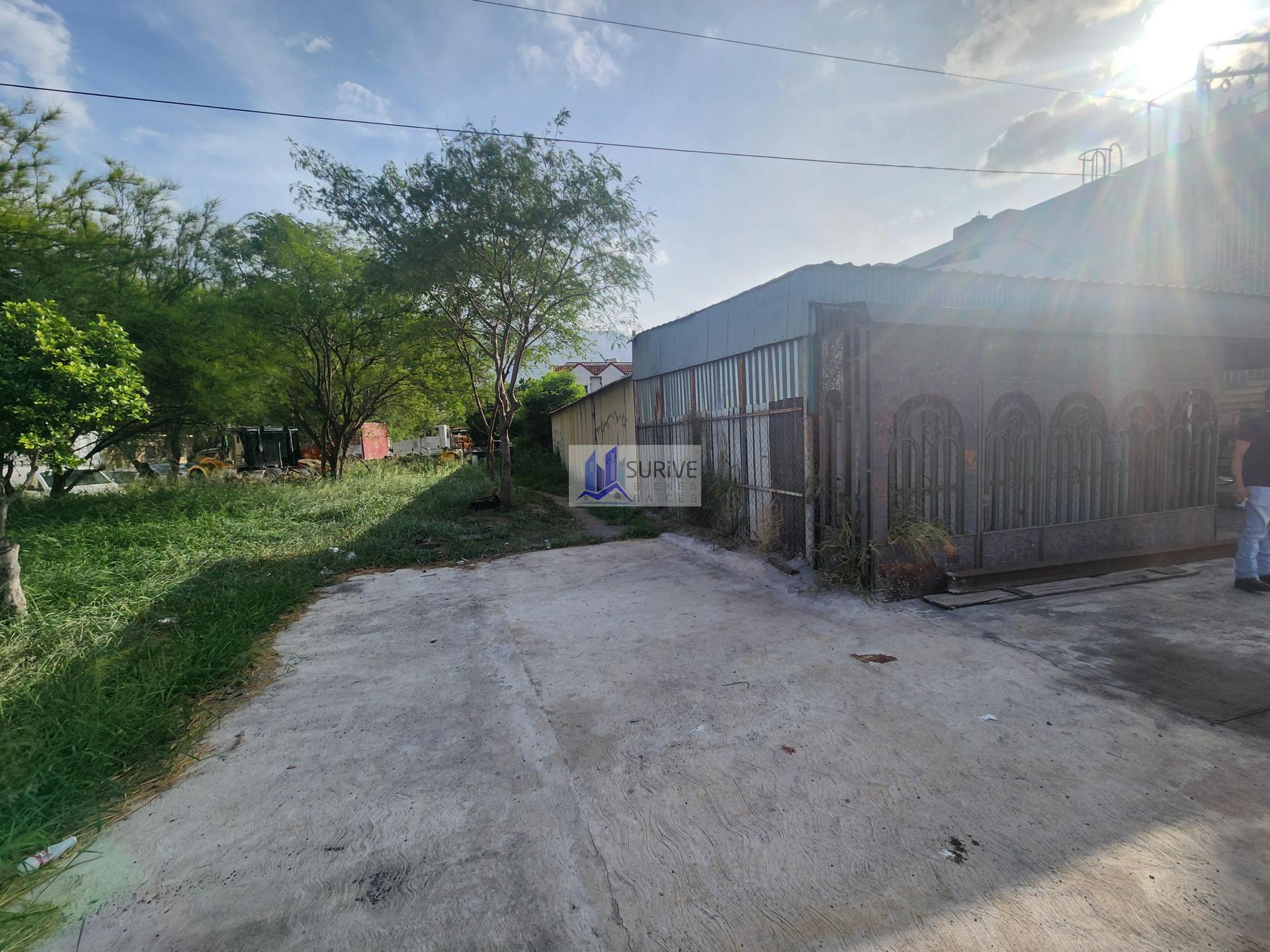 LOCAL COMERCIAL EN RENTA – AV. LINCOLN, MONTERREY