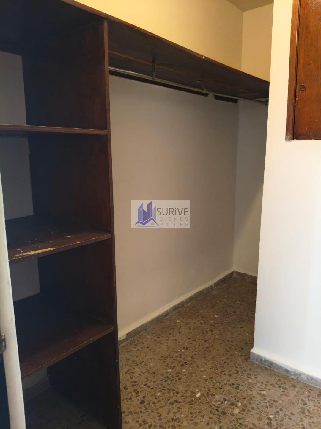 Renta de Amplia Casa Comercial en Col. Linda Vista, Guadalupe