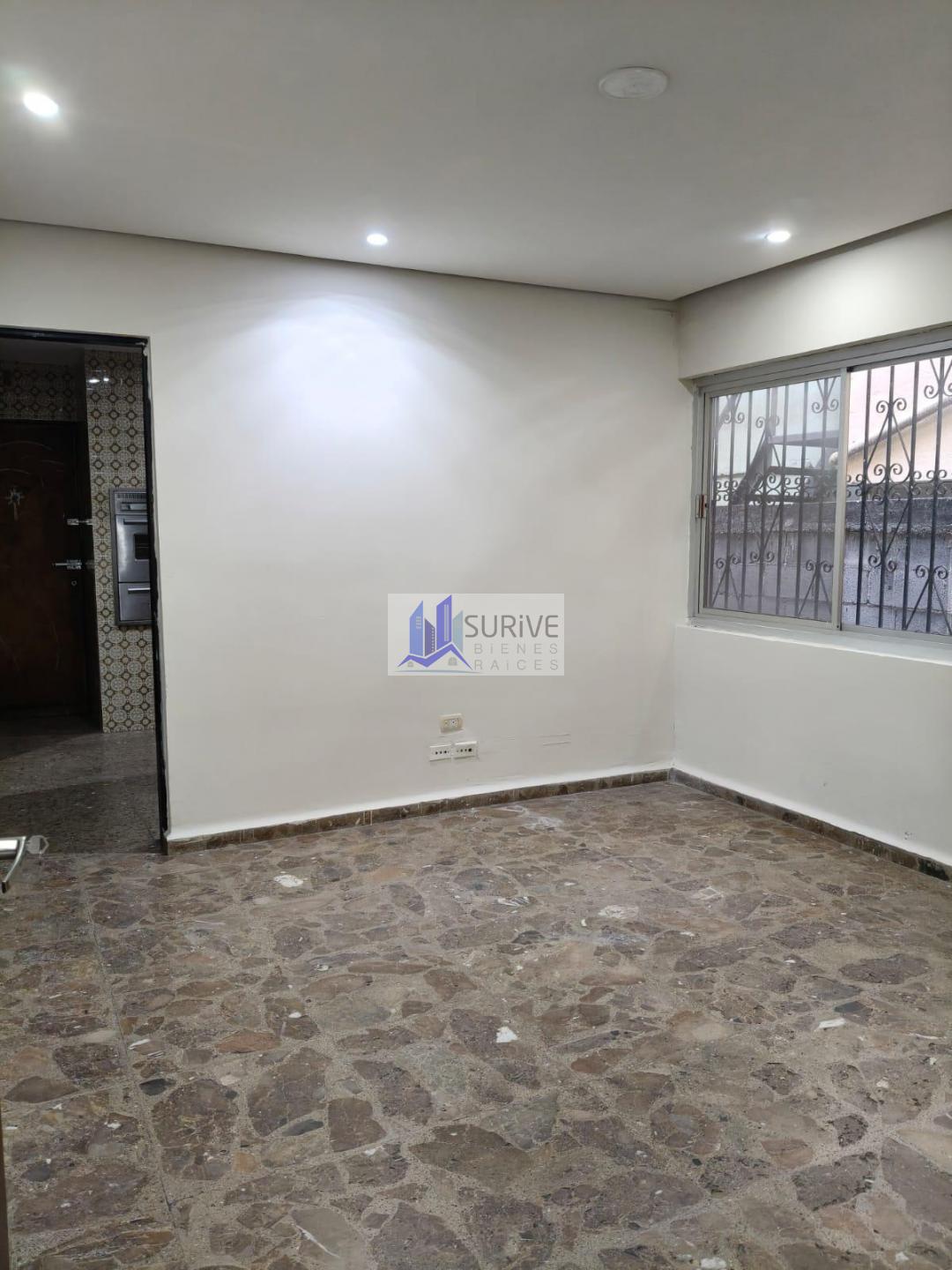Renta de Amplia Casa Comercial en Col. Linda Vista, Guadalupe