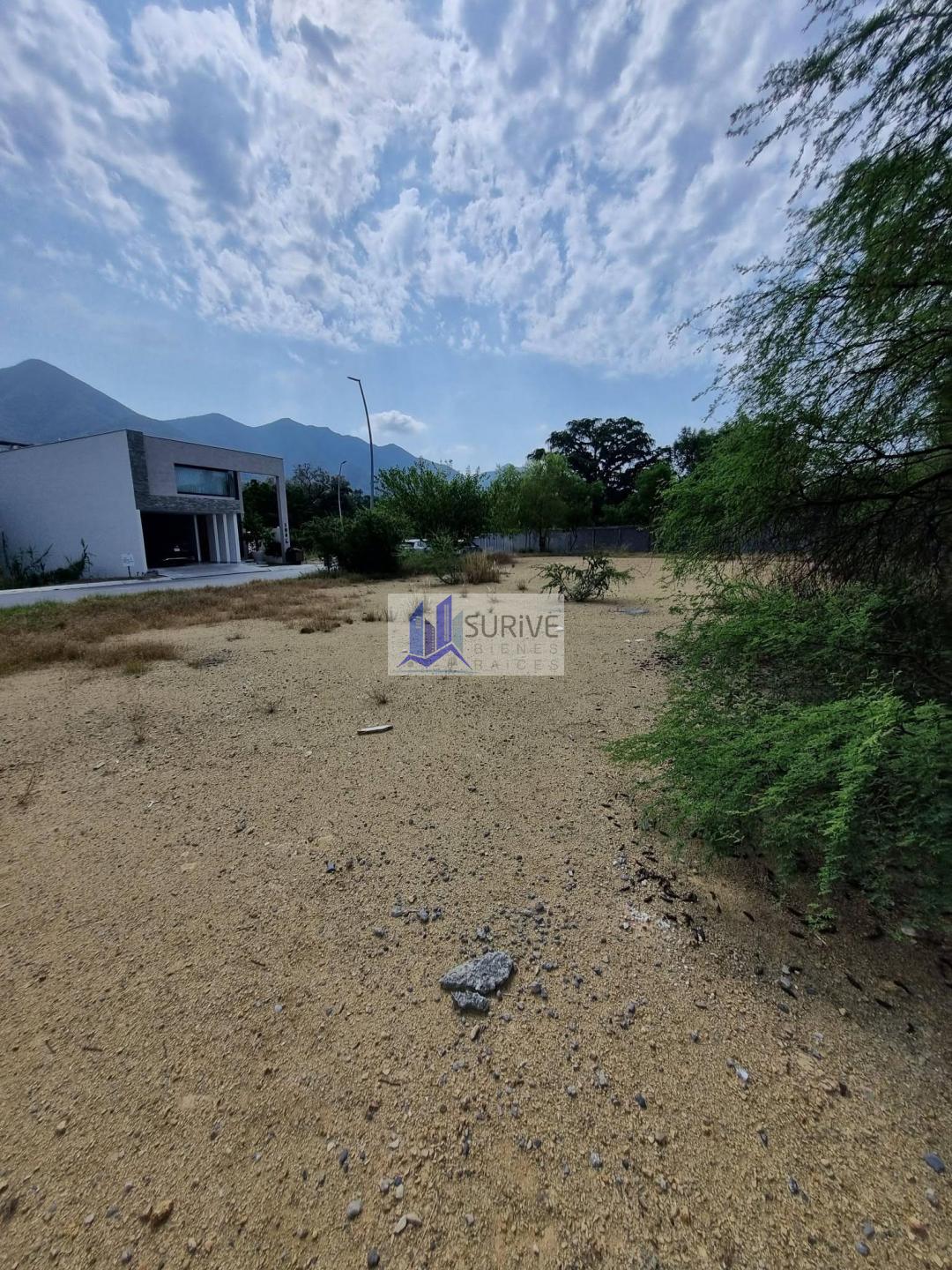 TERRENO EN VENTA CARRETERA NACIONAL