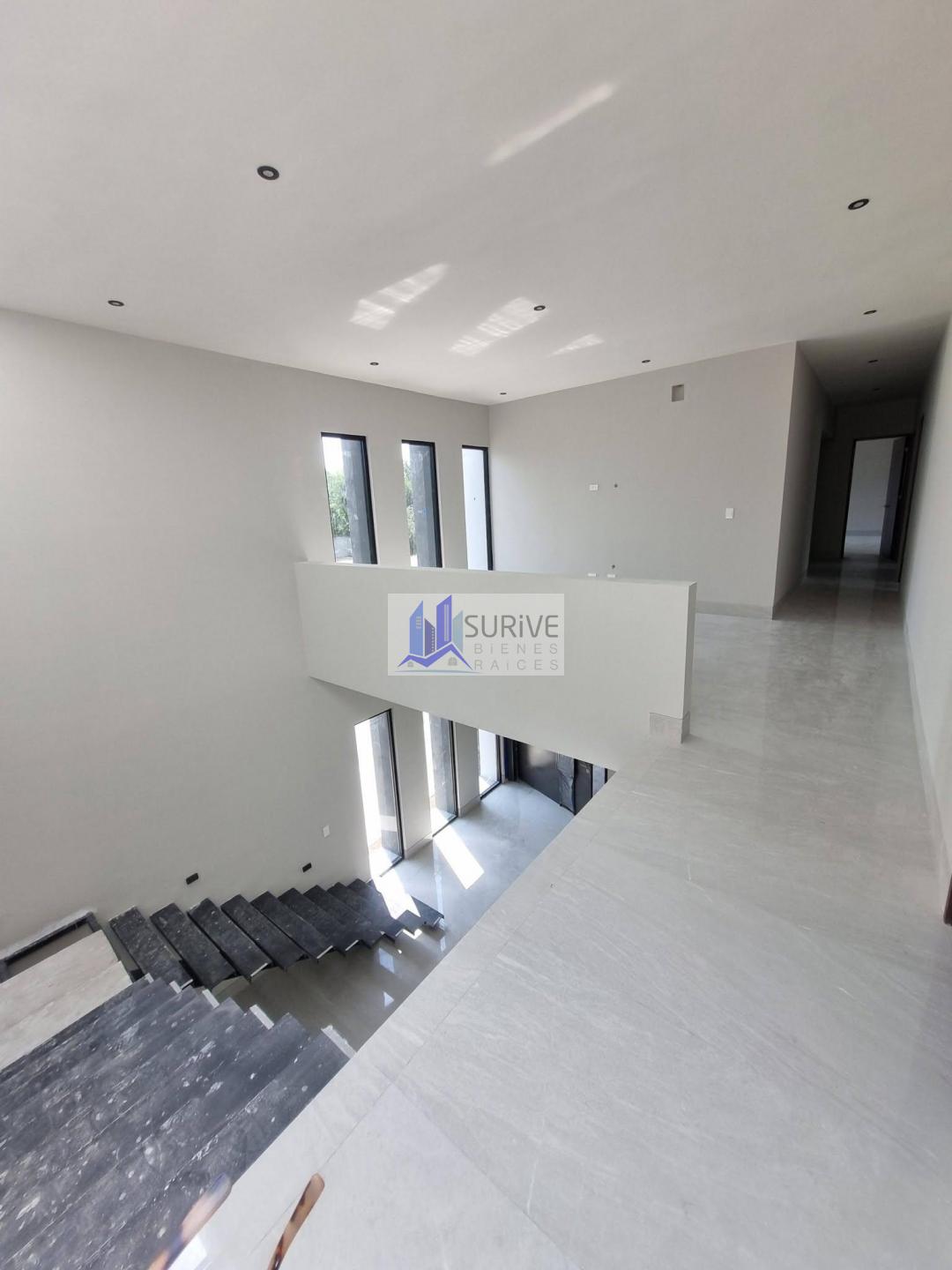 CASA EN VENTA CARRETERA NACIONAL