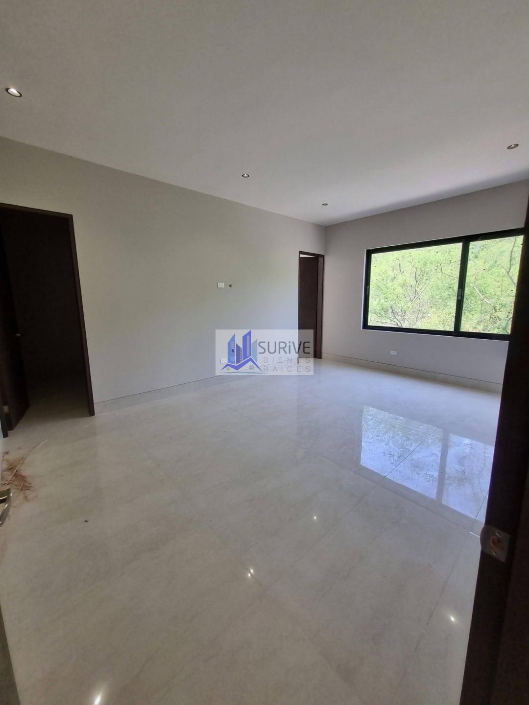 CASA EN VENTA CARRETERA NACIONAL