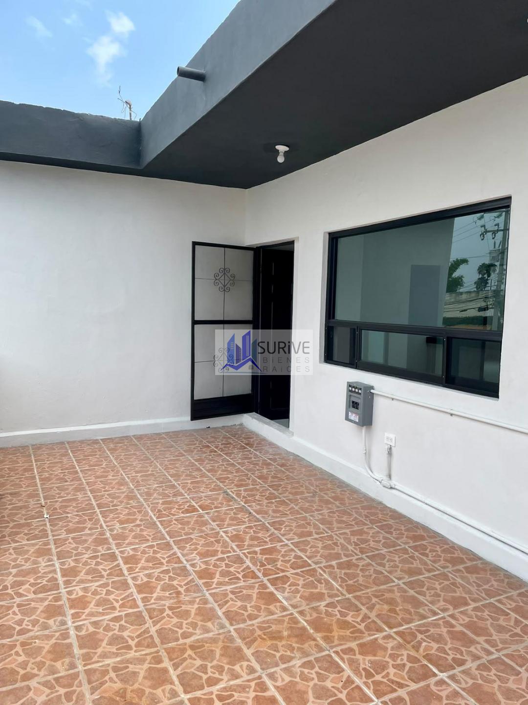 Renta de amplio departamento