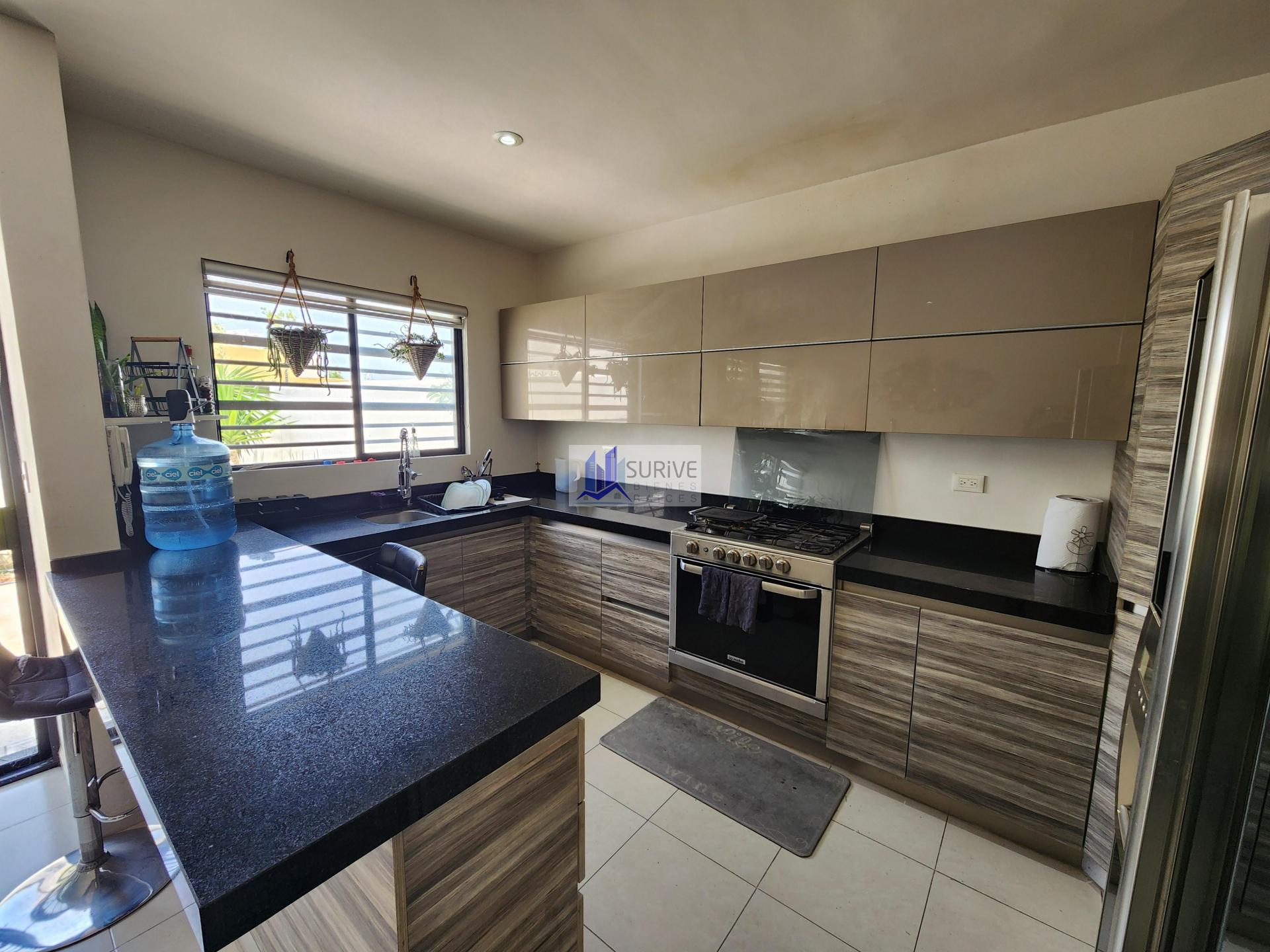 CASA EN VENTA | LAS NUBES, SANTA CATARINA, N.L