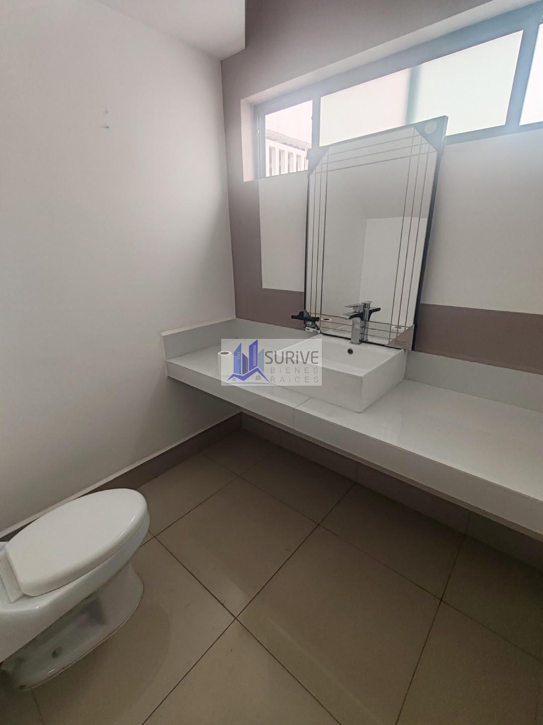 Casa en renta en residencial Dalia