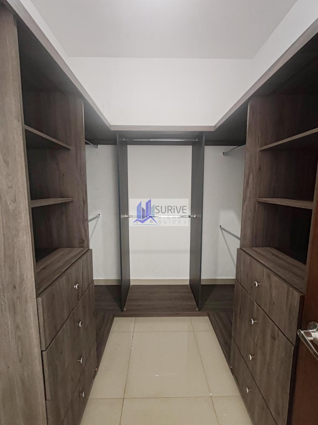 Casa en renta en residencial Dalia