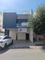 Casa en renta en residencial Dalia
