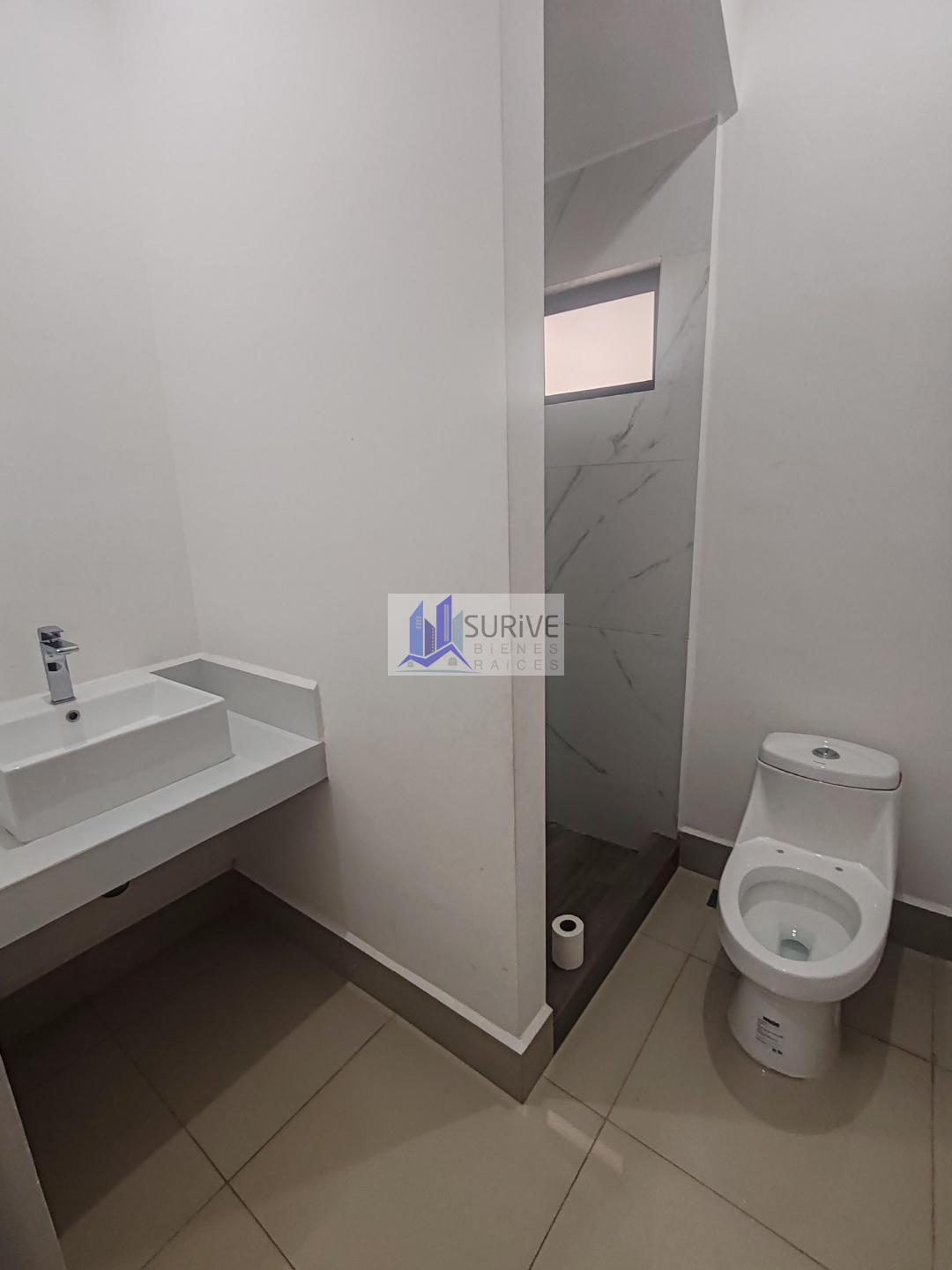 Casa en renta en residencial Dalia