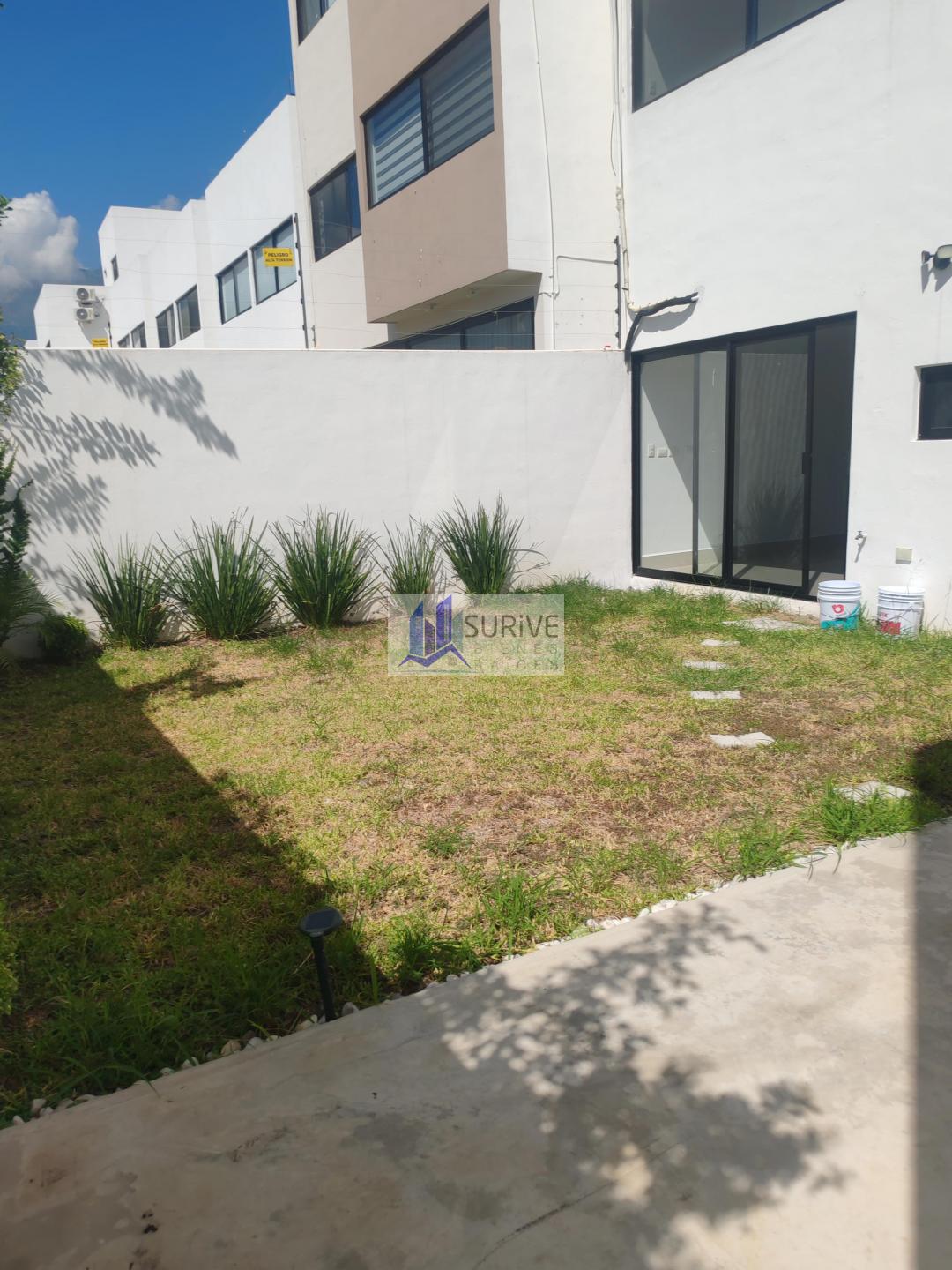 Casa en renta en residencial Dalia