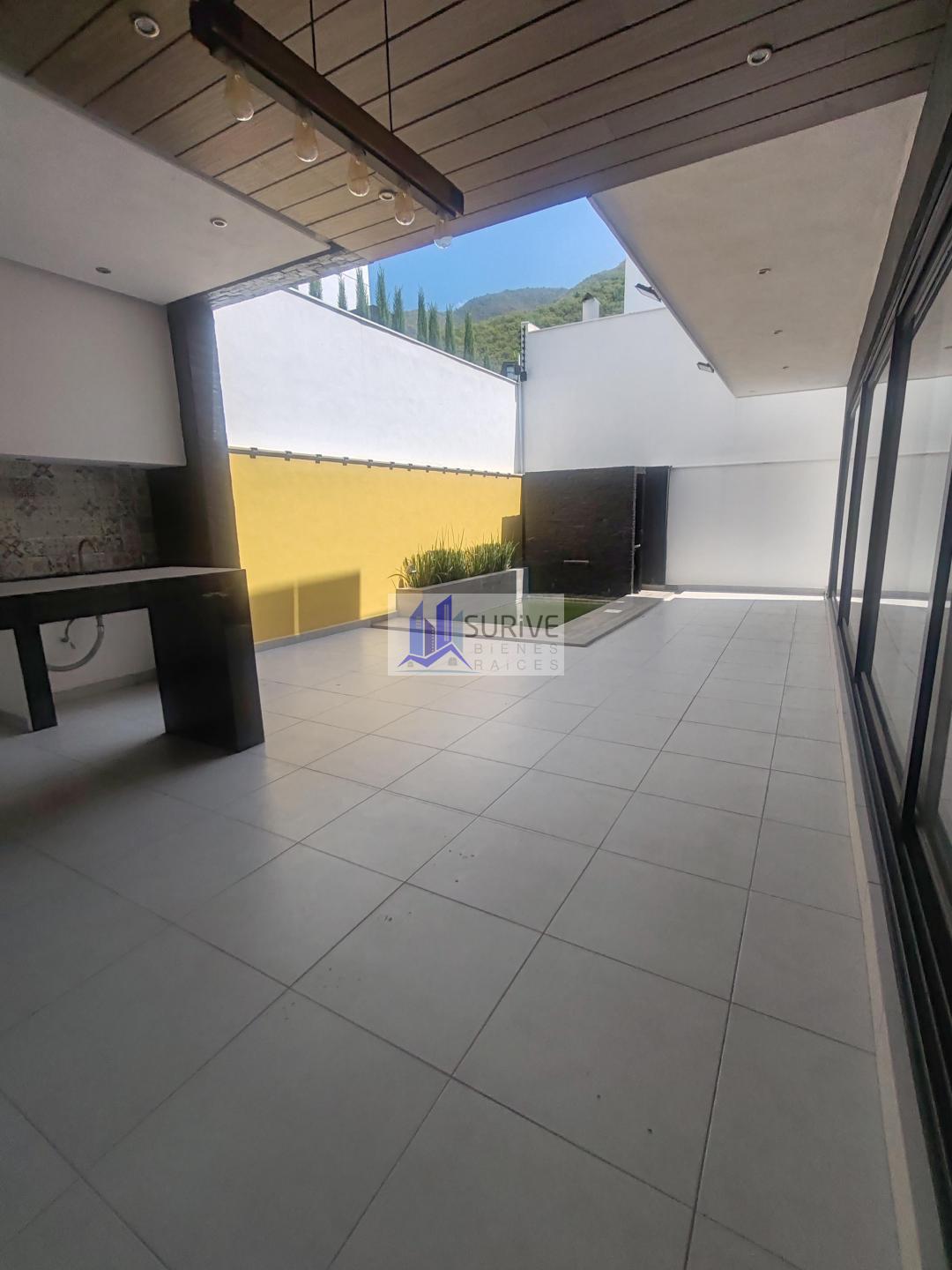 CASA EN VENTA CASTAÑOS DEL VERGEL