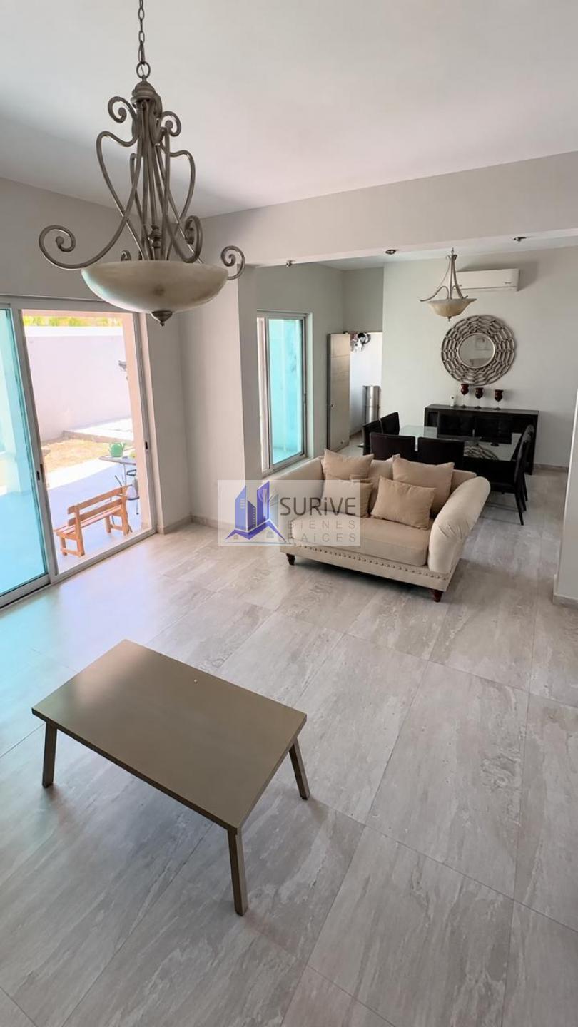 RESIDENCIA EN PUEBLITO DE SANTIAGO