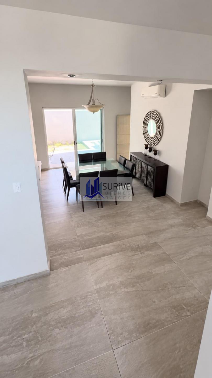 RESIDENCIA EN PUEBLITO DE SANTIAGO