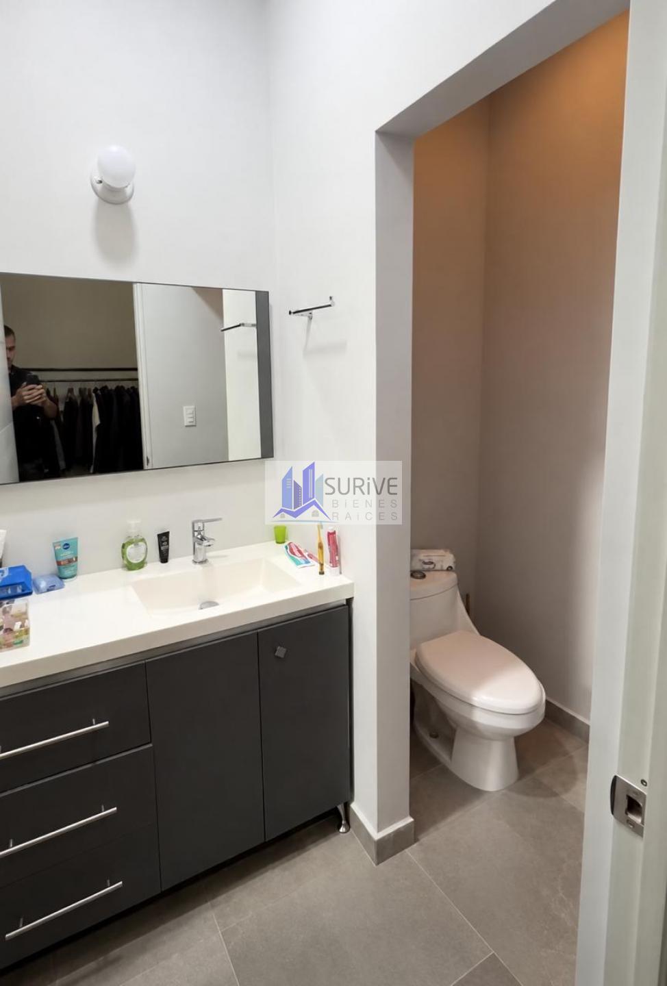 RESIDENCIA EN PUEBLITO DE SANTIAGO