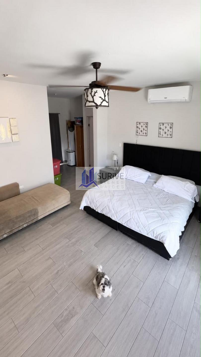 RESIDENCIA EN PUEBLITO DE SANTIAGO