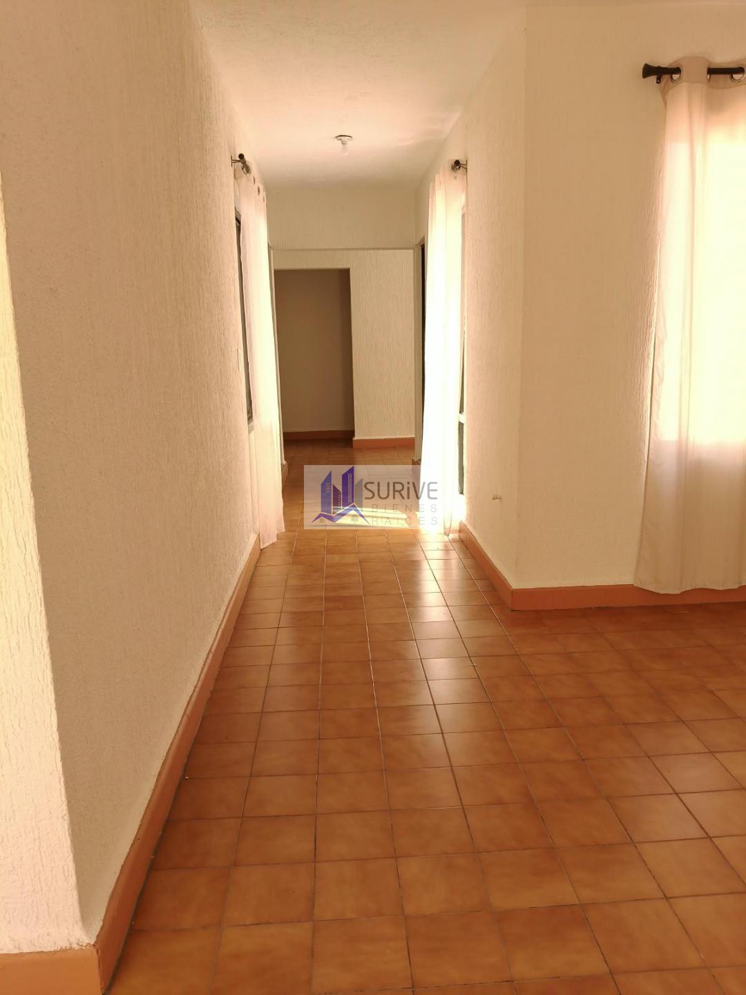 Renta de amplio departamento