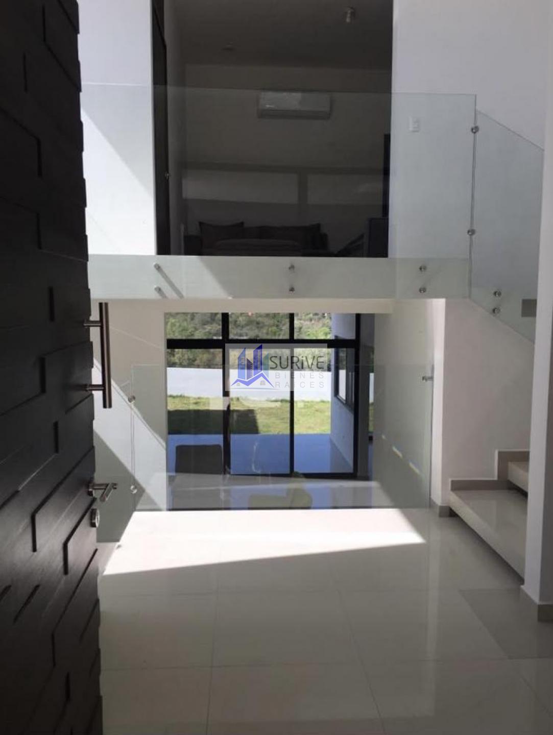 Casa en Renta Alviento Residencial Santiago N.L