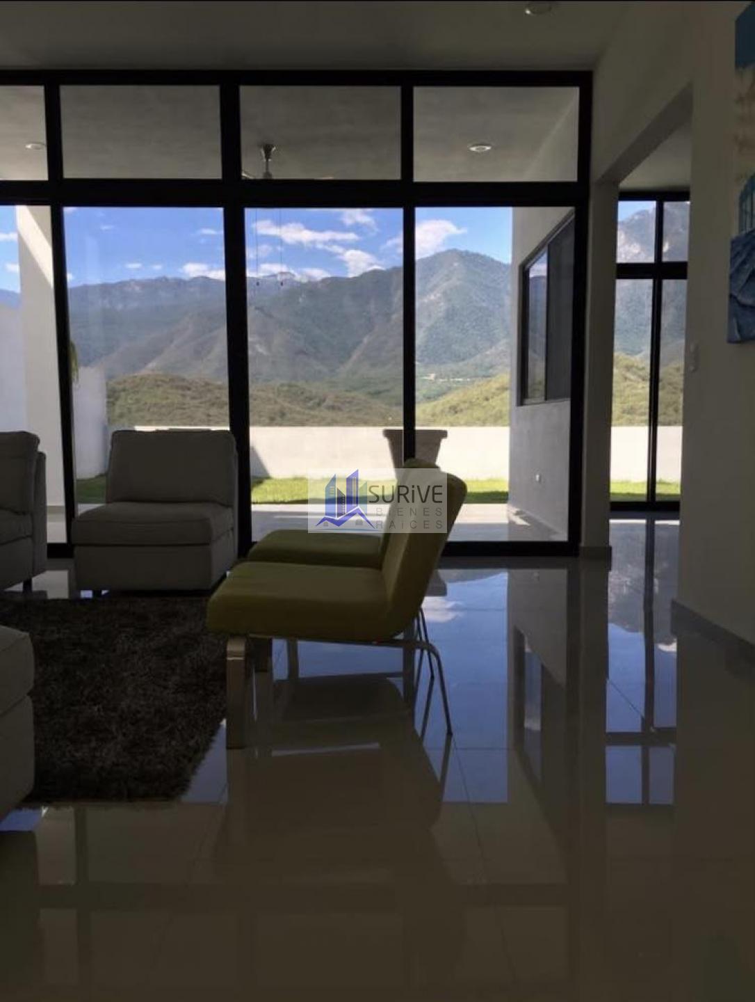 Casa en Renta Alviento Residencial Santiago N.L