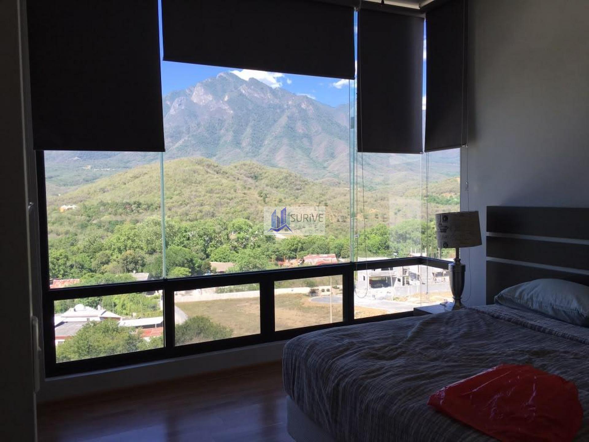 Casa en Renta Alviento Residencial Santiago N.L