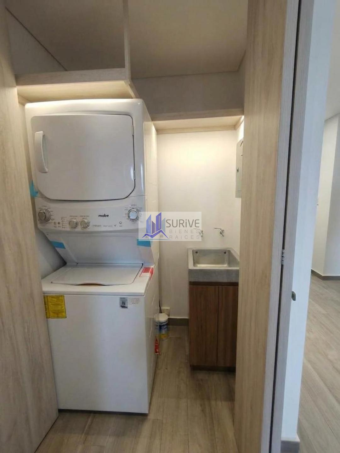 DEPARTAMENTO EN RENTA EN TORRE CENTRO CUAUHTEMOC.