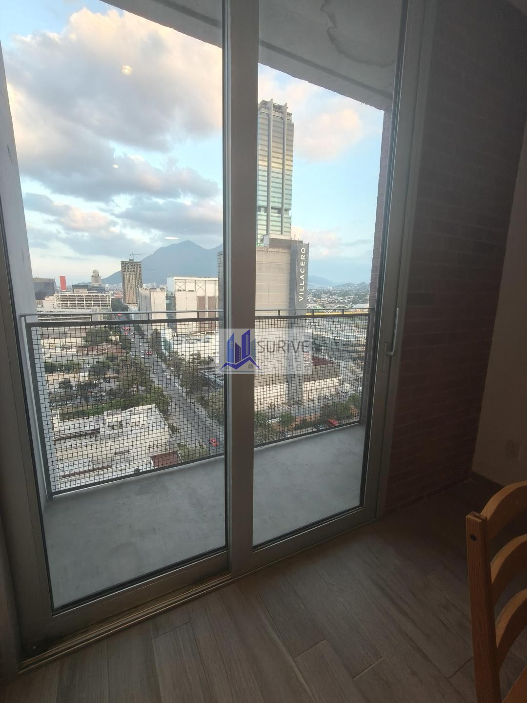 DEPARTAMENTO EN RENTA EN TORRE CENTRO CUAUHTEMOC.