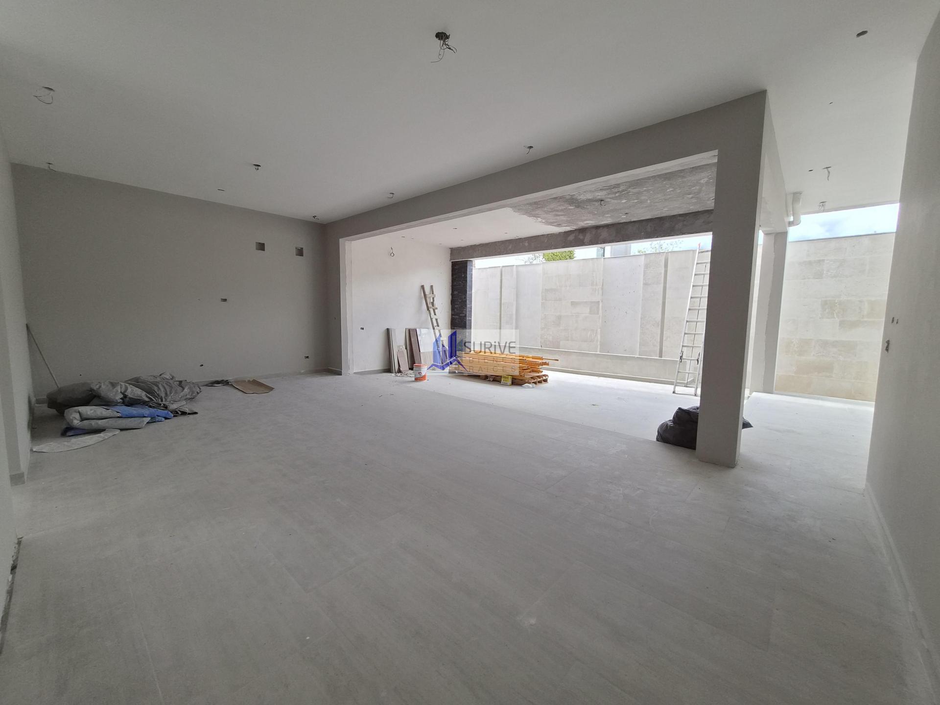 CASA EN VENTA EN CAROLCO