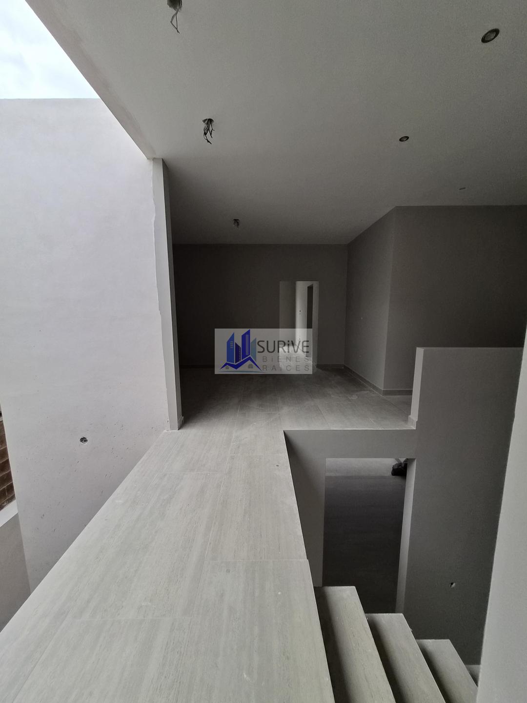 CASA EN VENTA EN CAROLCO