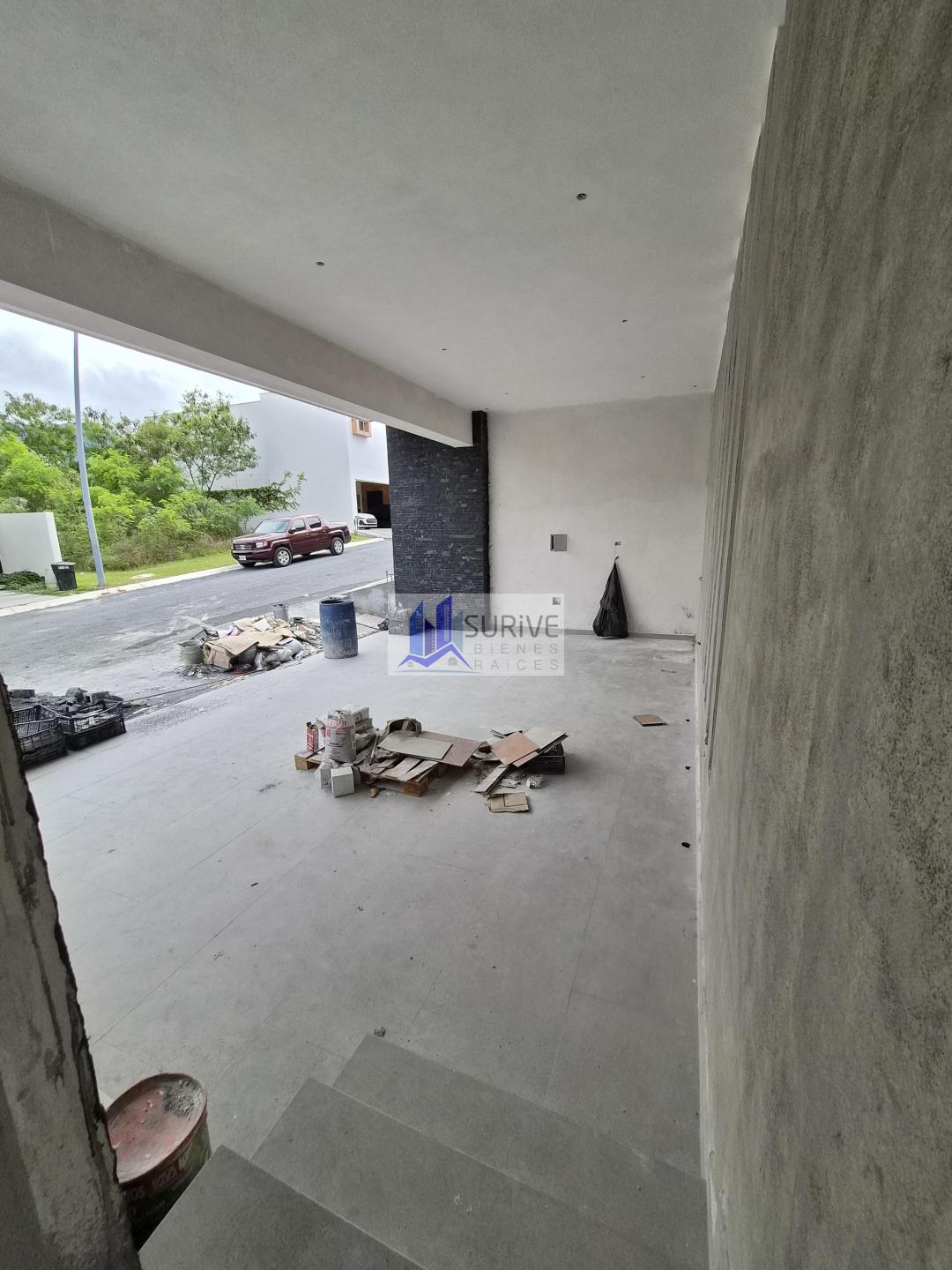 CASA EN VENTA EN CAROLCO