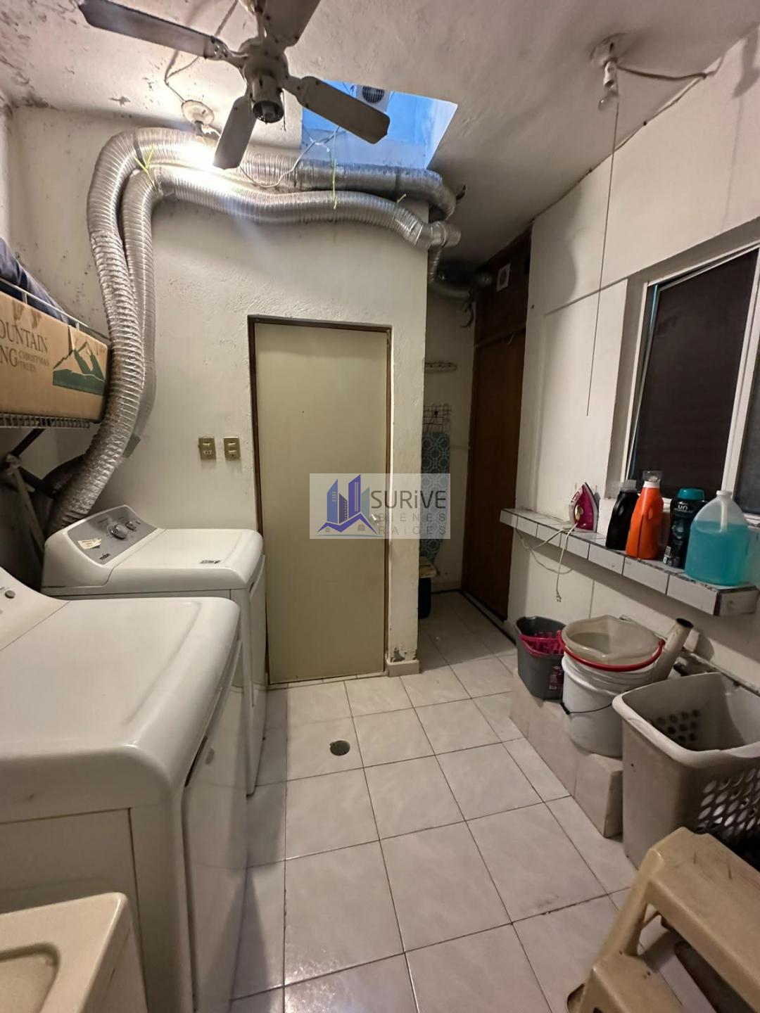 CASA VENTA LOS SAUCES SAN PEDRO GARZA GARCIA CERCA UDEM