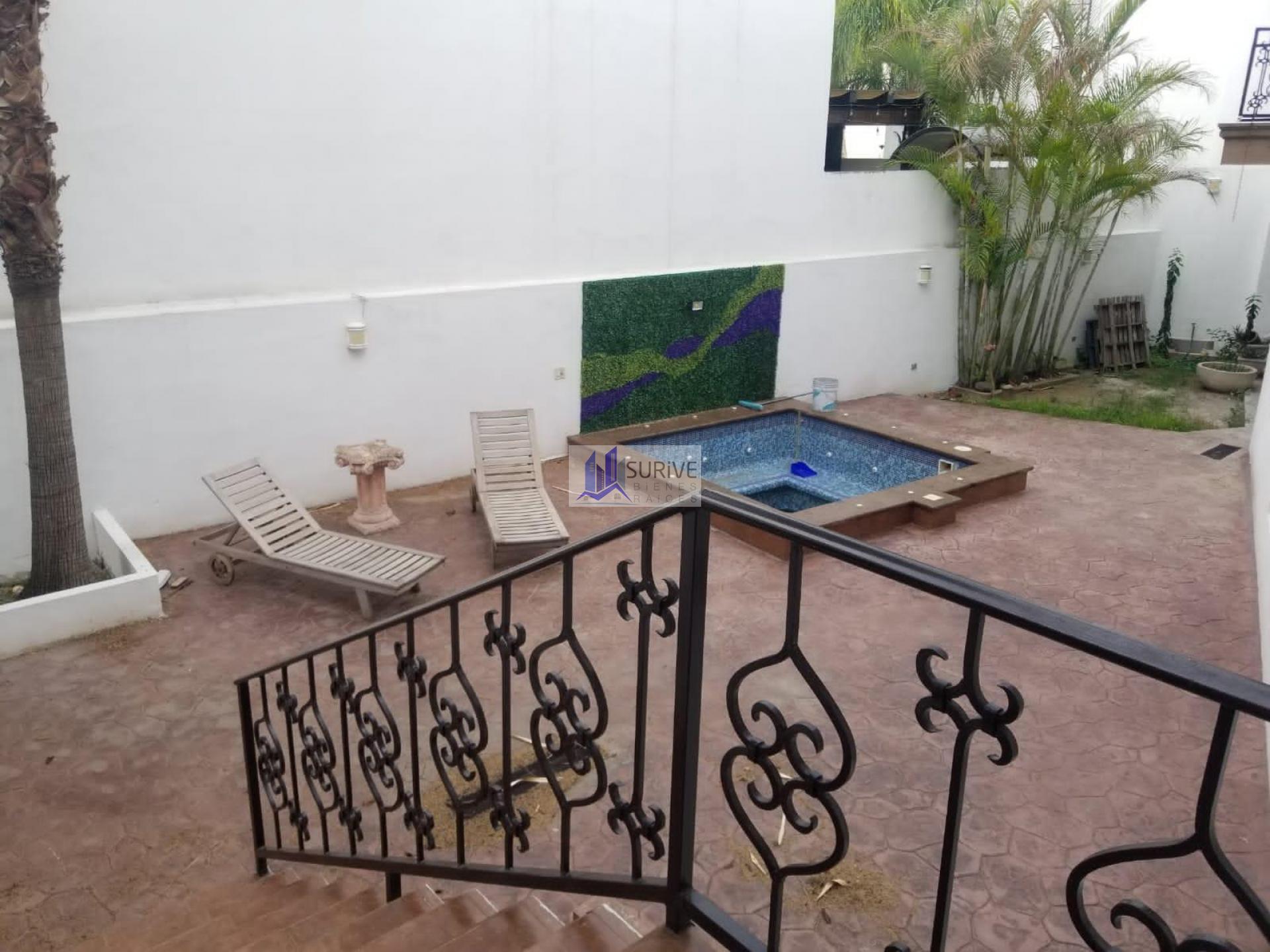Casa en Carretera Nacional, Punta la Boca