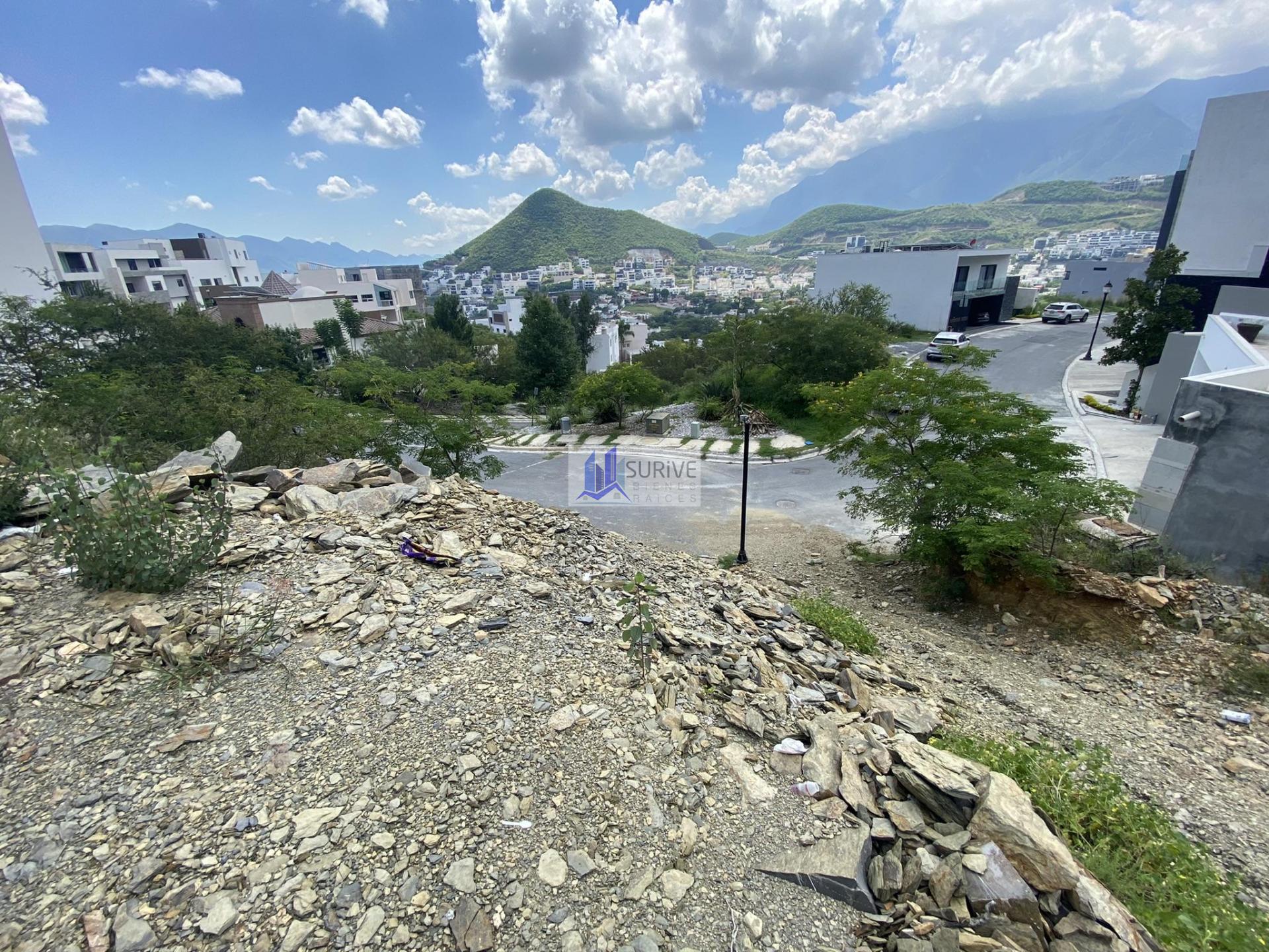 Terreno en venta Valle de Bosquencinos