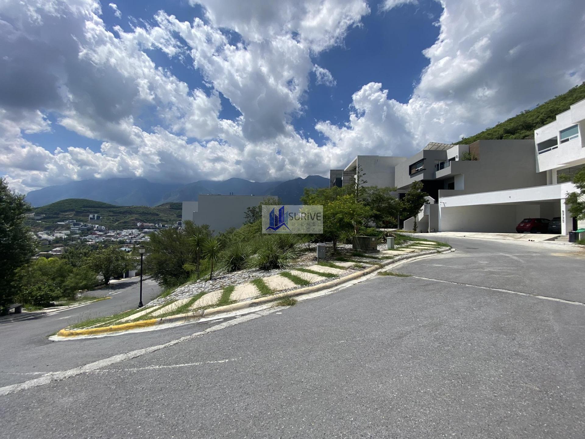 Terreno en venta Valle de Bosquencinos