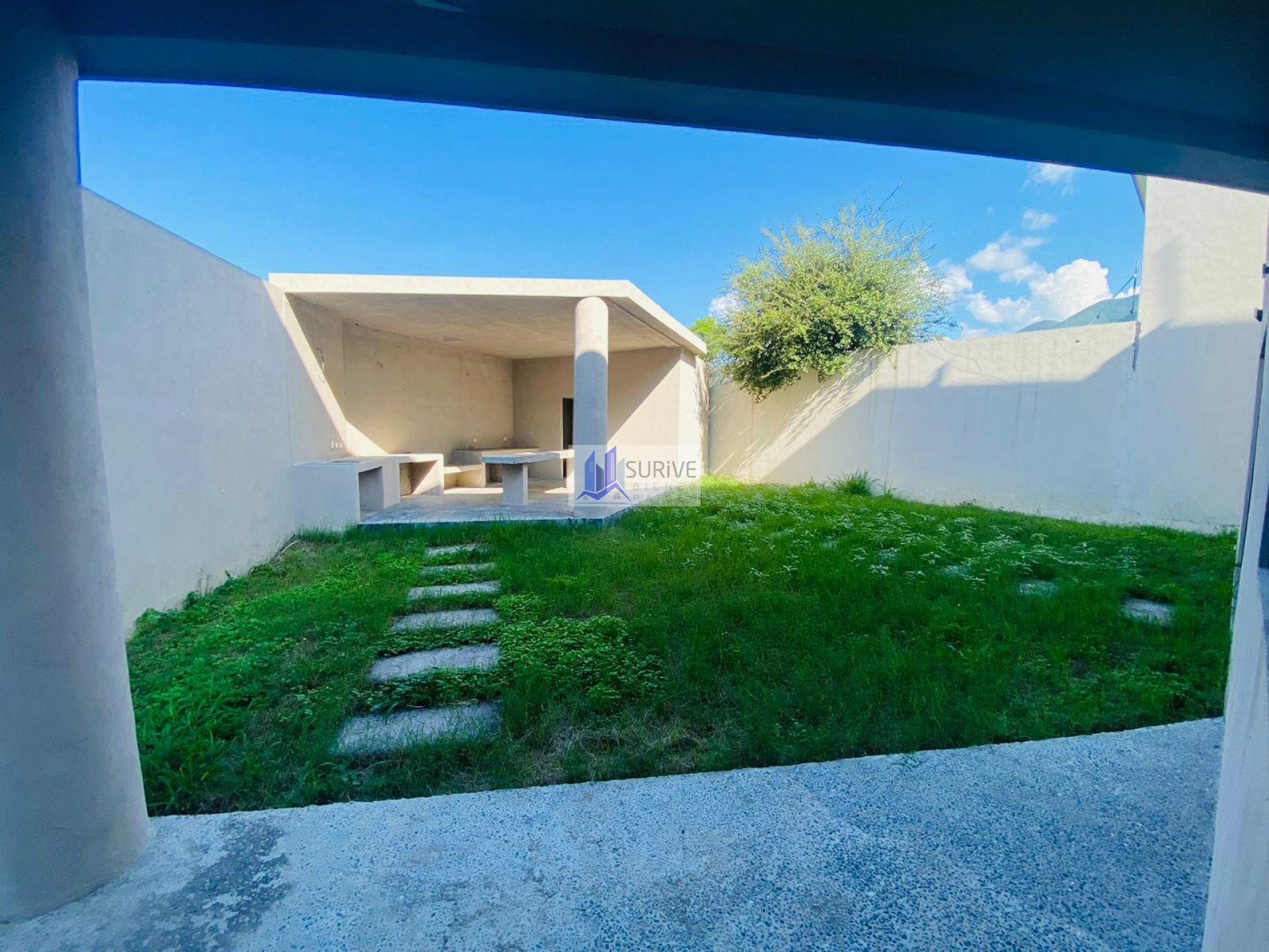 Casa en Venta CEREZOS