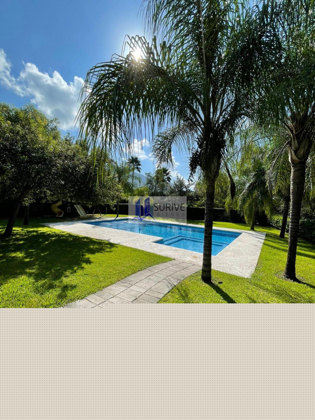 Casa en Venta CEREZOS