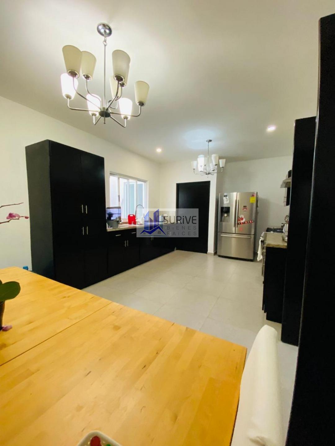 Casa en Venta Pedregal La Silla