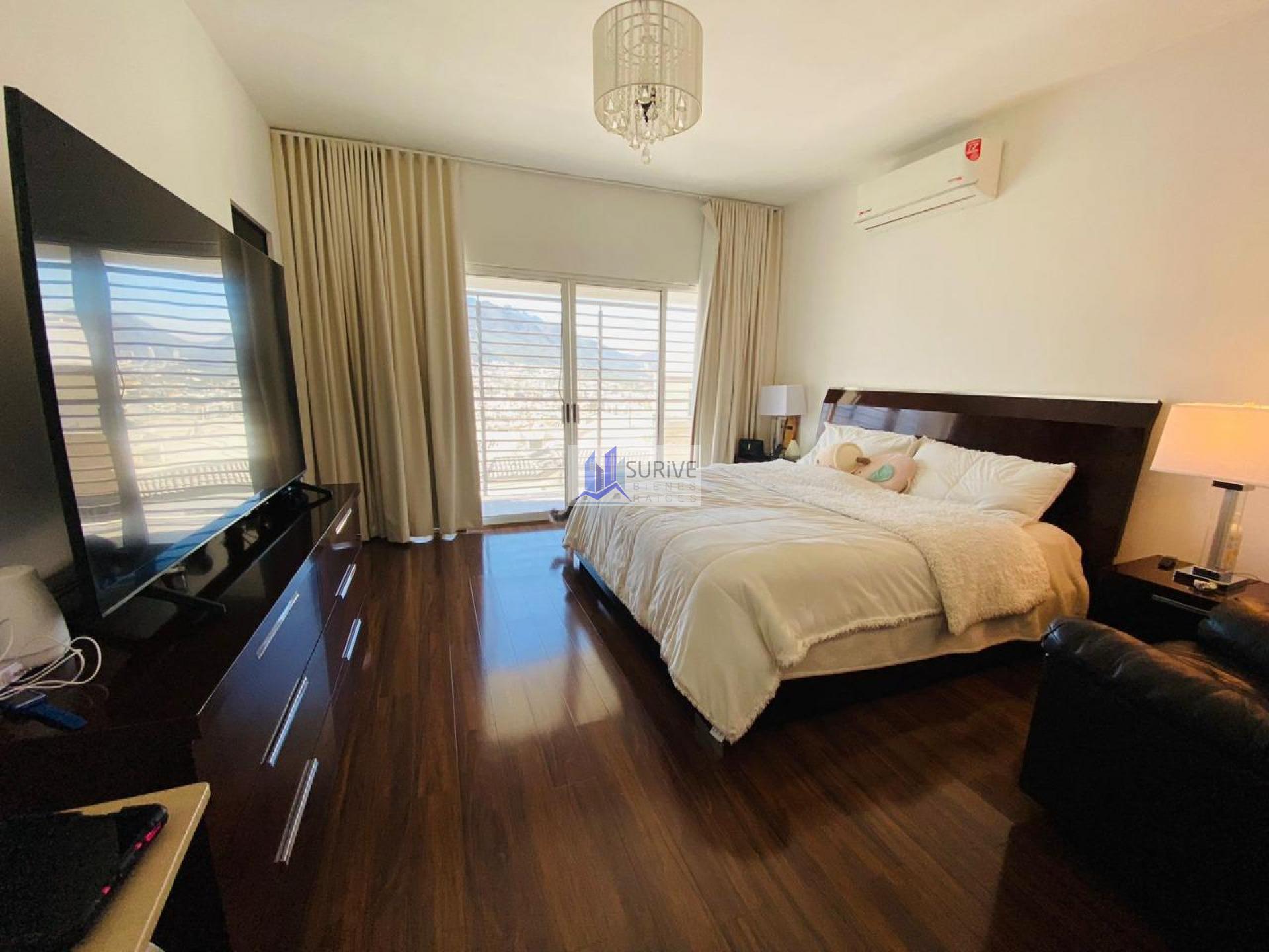 Casa en Venta Pedregal La Silla