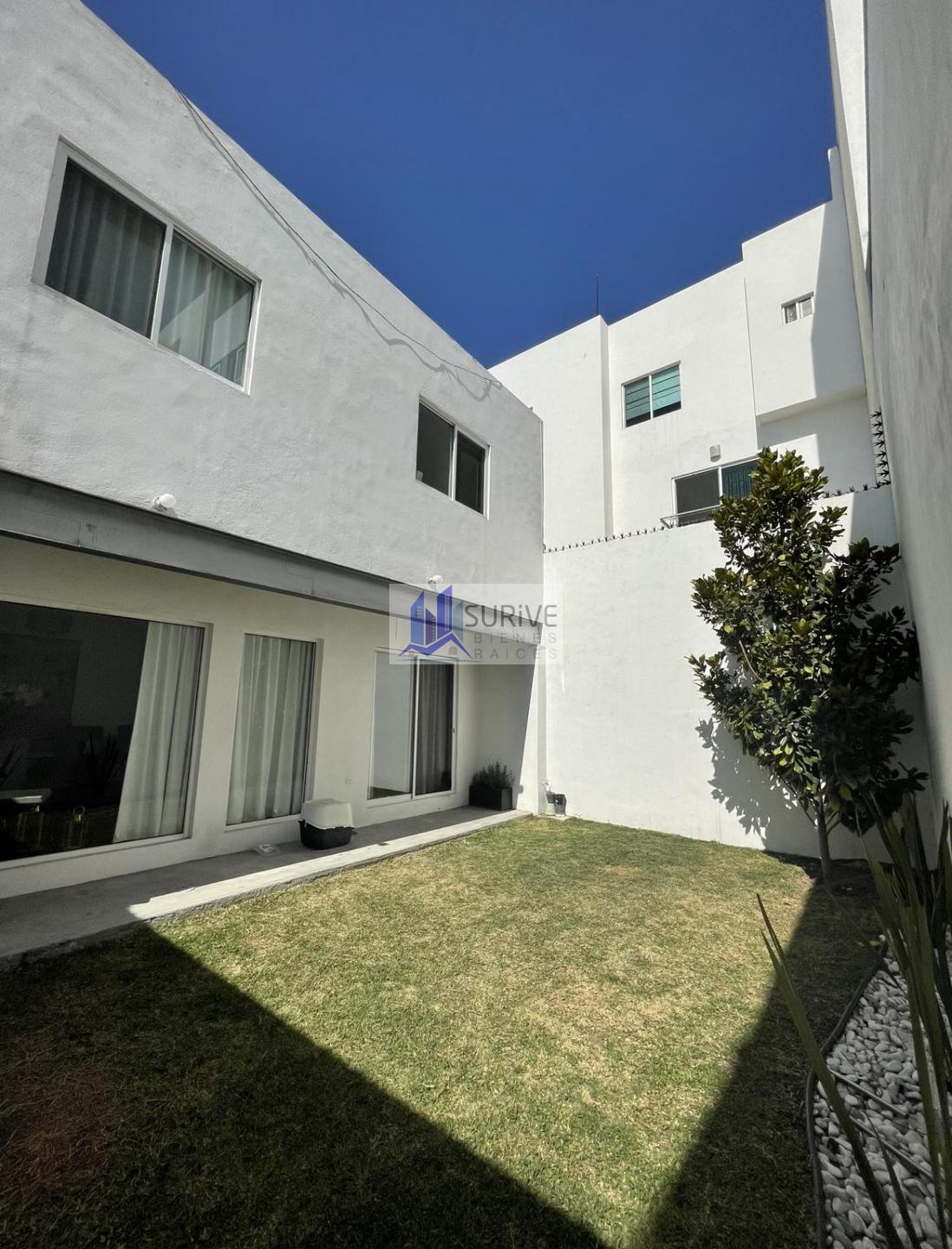 Casa en Venta Pedregal La Silla