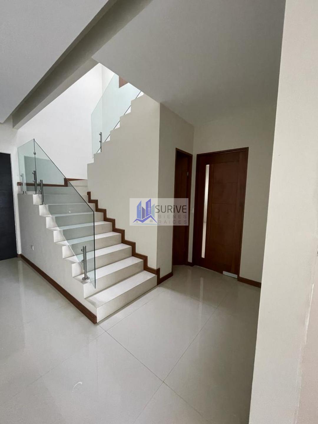 CASA VENTA CARRETERA NACIONAL LA JOYA PRIVADA RESIDENCIAL