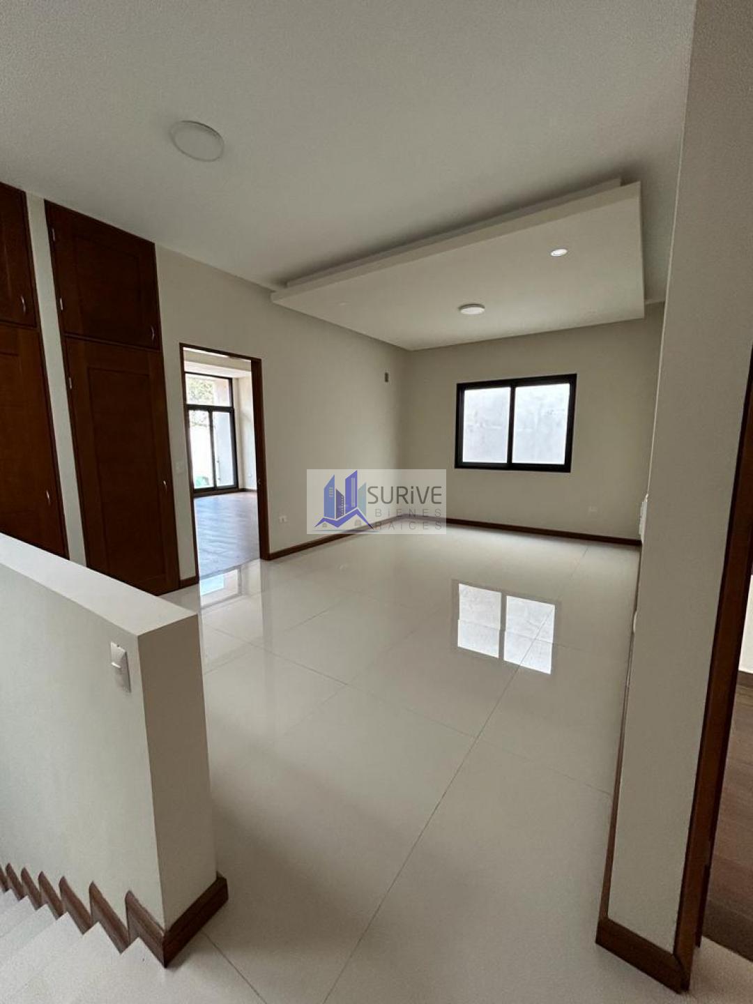 CASA VENTA CARRETERA NACIONAL LA JOYA PRIVADA RESIDENCIAL