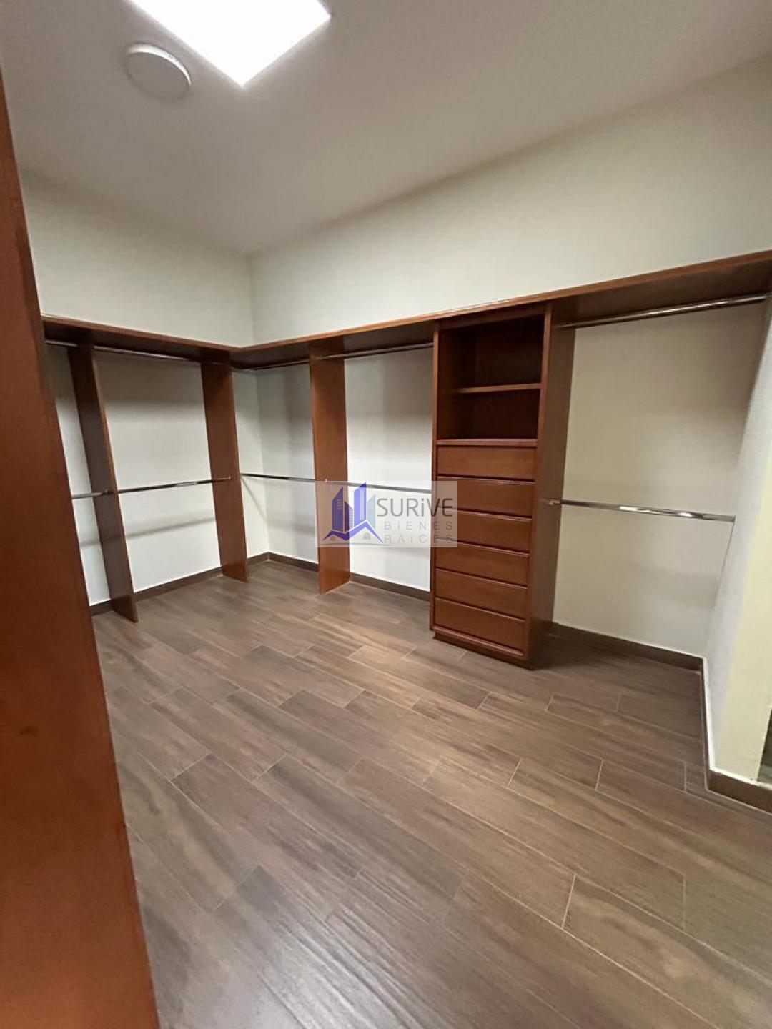 CASA VENTA CARRETERA NACIONAL LA JOYA PRIVADA RESIDENCIAL