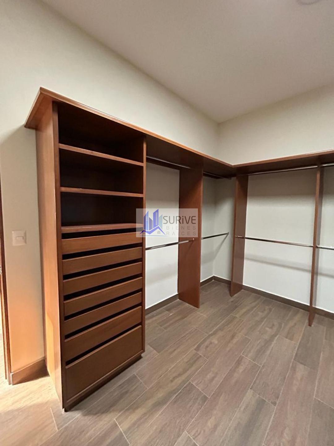 CASA VENTA CARRETERA NACIONAL LA JOYA PRIVADA RESIDENCIAL