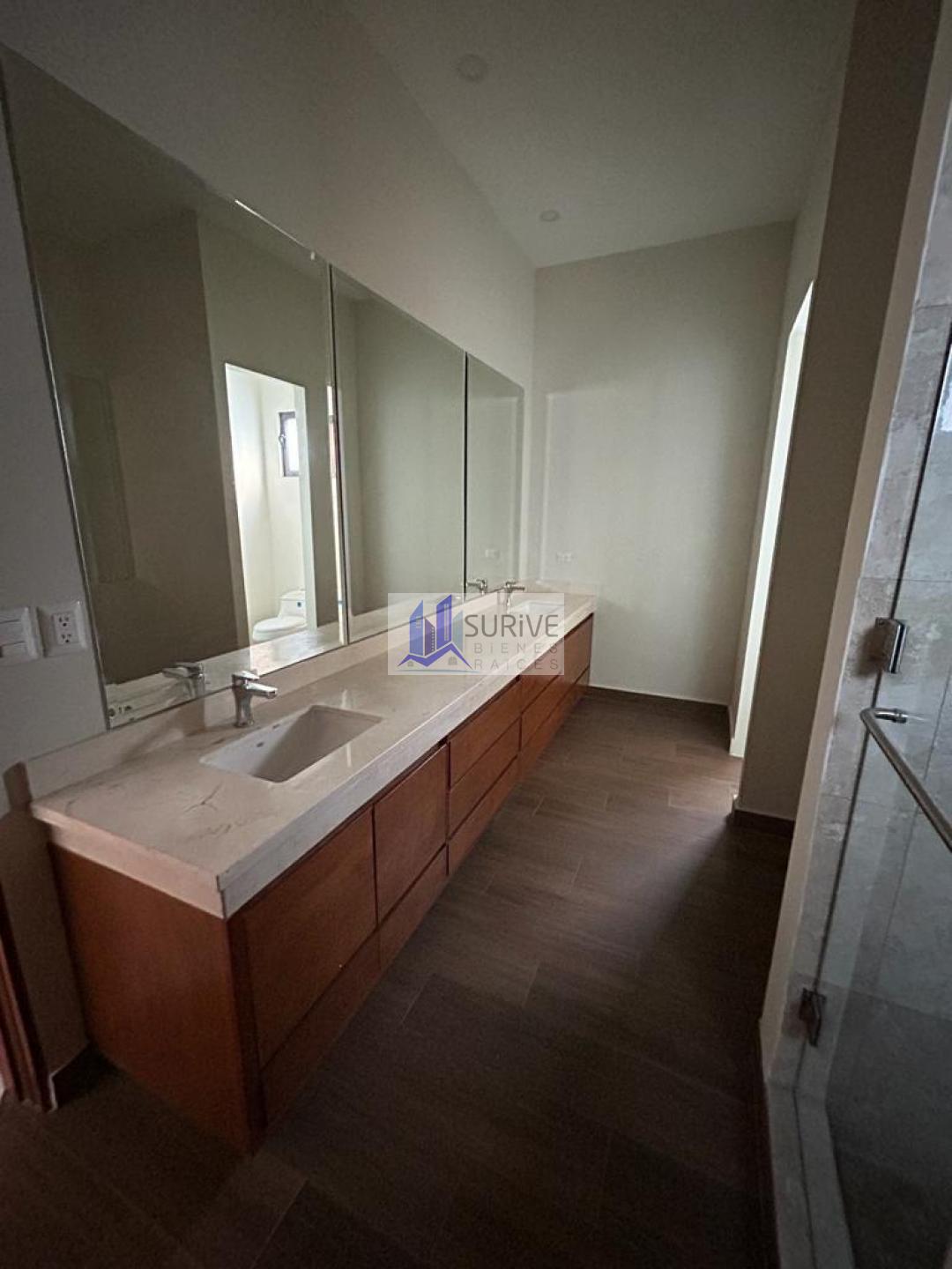 CASA VENTA CARRETERA NACIONAL LA JOYA PRIVADA RESIDENCIAL